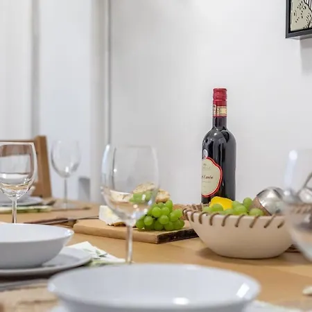 Apartman Very Large With Air Conditioning